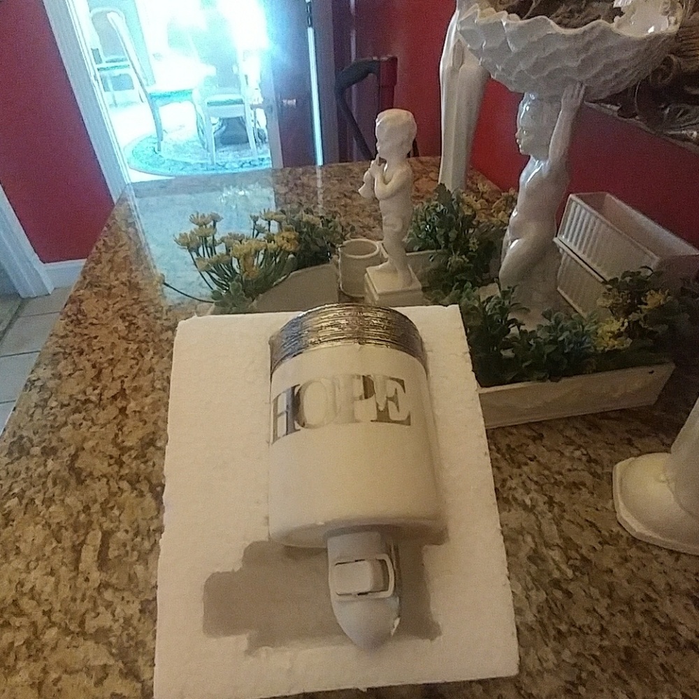 Joy Mangano Candle Warmers " HOPE " *